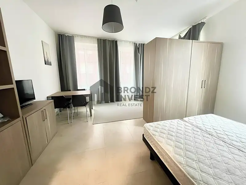 Pronájem bytu 1+kk, 38 m², Praha 10, Praha